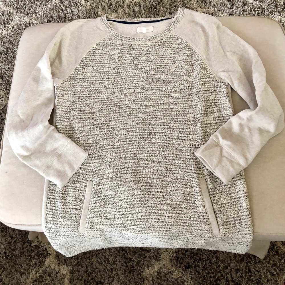 EUC Women’s Lou and Grey sz M sweater tunic